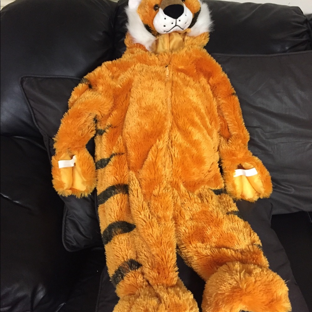 Adorable Halloween costume